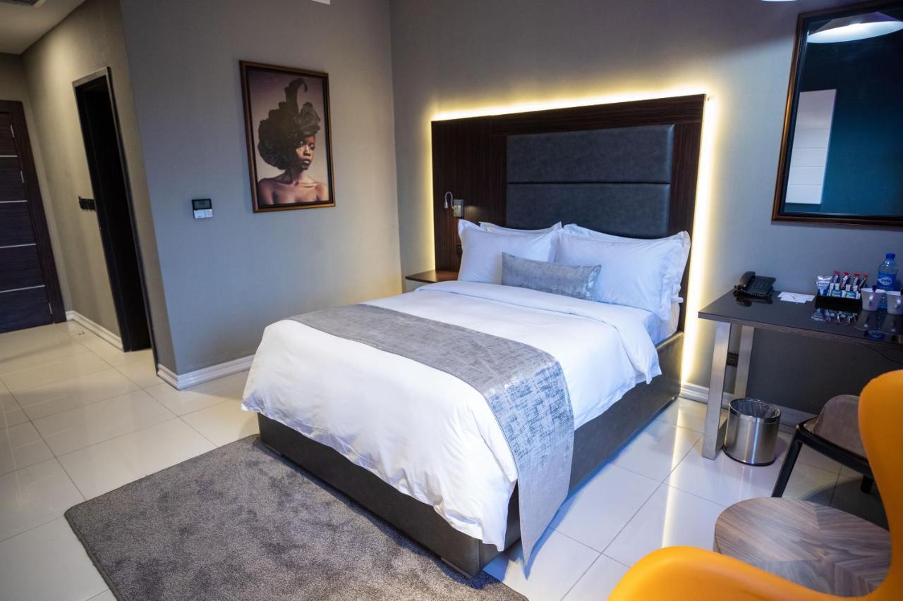 Bon Hotel Tripod أويري المظهر الخارجي الصورة
