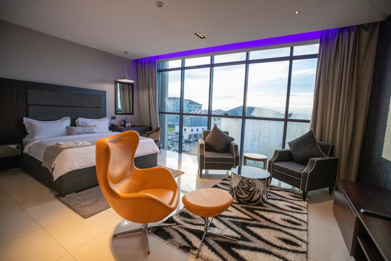 Bon Hotel Tripod أويري المظهر الخارجي الصورة
